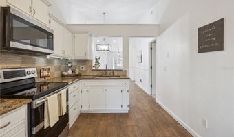 1256 PIN OAK Dr, Apopka, FL 32703