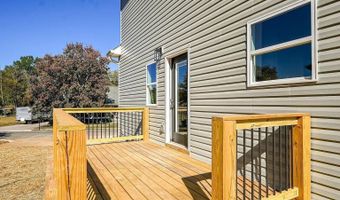 102 Savannah Cv, Benton, TN 37307