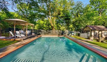 39308 LITTLE RIVER Tpke, Aldie, VA 20105