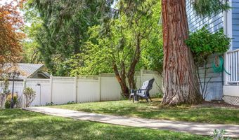 496 Beach St, Ashland, OR 97520