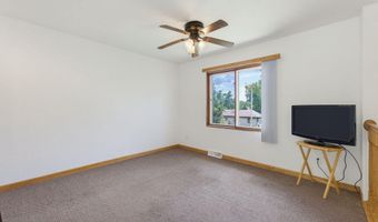 505 Elder Ln, Allenton, WI 53002