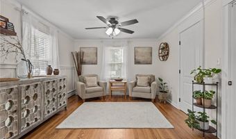 33 Fairhaven Rd, Cumberland, RI 02864