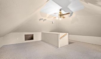 815 Aurora St, Belle Fourche, SD 57717