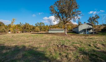 210 DORRIS St, Springfield, OR 97477