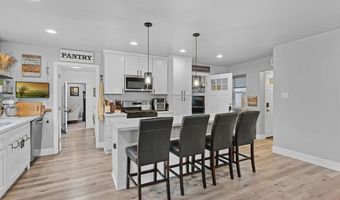 3516 Las Vegas Dr, Oceanside, CA 92054
