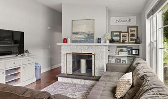 93 Wildwood Trl, East Greenwich, RI 02818