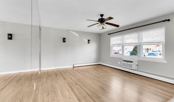 9 King James Ln, Atlantic Highlands, NJ 07716