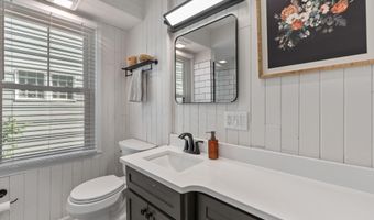 818 Chelsea Ave, Columbus, OH 43209