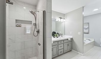 156 GROVE HILL Dr, Alabaster, AL 35007