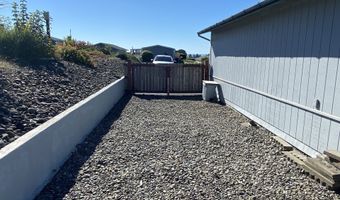 98609 CAMELLIA Dr, Brookings, OR 97415