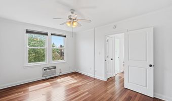 906 S WASHINGTON St S 307, Alexandria, VA 22314