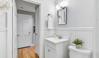 27 Christine Dr, Barrington, RI 02806