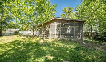 119 Smith Dr, Ballwin, MO 63011