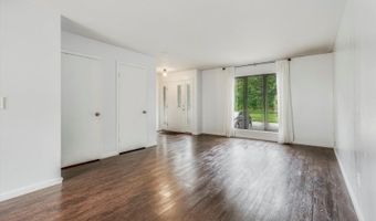 222 Cherokee Rd, Andover, NJ 07848