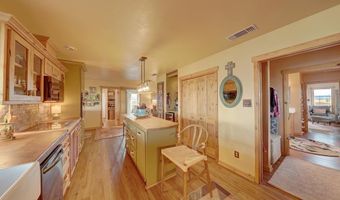 237 Sendero Horse Thief, Alpine, TX 79830