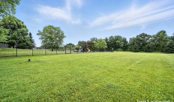 9337 Andrew Farms Dr, Alto, MI 49302