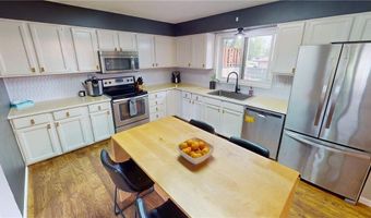1715 Gateway Dr, Albert Lea, MN 56007
