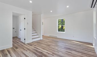 100 Court St, Alfred, ME 04002