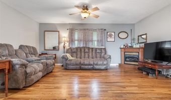 112 Burr Aly, Adairville, KY 42202