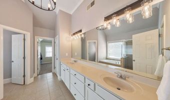 62 Applewood Ln, Acworth, GA 30101