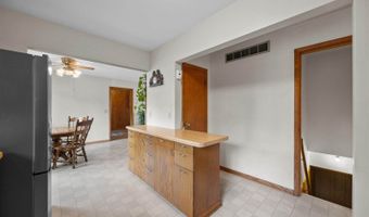 235 School St, Amherst, WI 54406