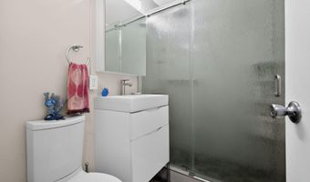 1121 ARLINGTON Blvd N 706, Arlington, VA 22209