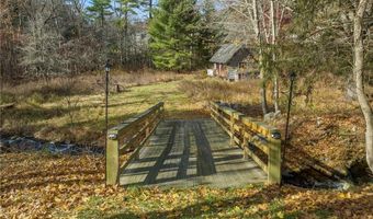 409 Summit Rd, Exeter, RI 02822