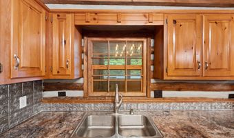 352 Smith Br, Beattyville, KY 41311