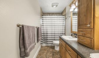 2087 Hanhauser Dr, Blackfoot, ID 83221