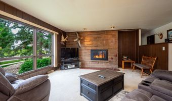 874 Hillandale Dr, Antioch, IL 60002