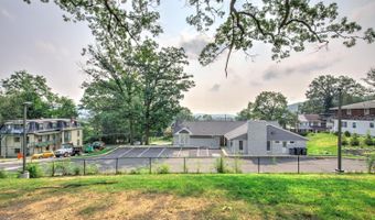 270 FRIEDENSBURG Rd, Reading, PA 19606