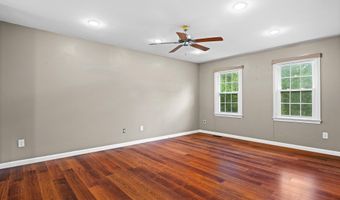 10 PINTO Ct, Rockville, MD 20850