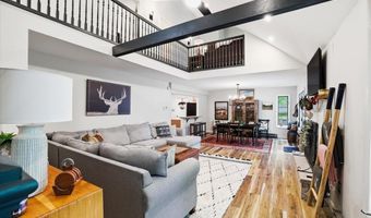 74 Byron Ln, Albrightsville, PA 18210