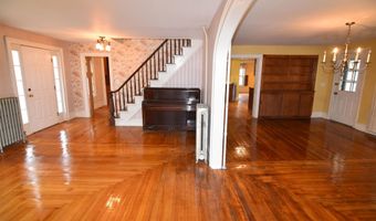 569 Buck Hill Rd, Arlington, VT 05250