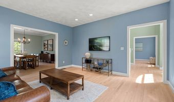 10 Yankee Way, Beverly, MA 01915
