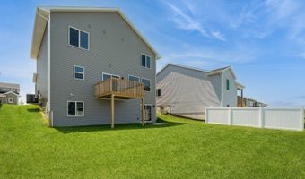 2231 Chan Dr, Adel, IA 50003
