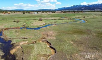 10130 Round Valley Rd, Cascade, ID 83611