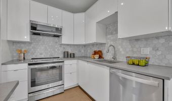 1216 LARK Pl, Orlando, FL 32803