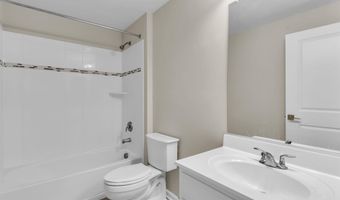 22515 NAUGATUCK Sq, Ashburn, VA 20148