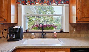 9635 Cottonwood Rd, Bozeman, MT 59718