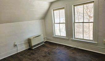 5 Reynolds Dr, Brattleboro, VT 05301
