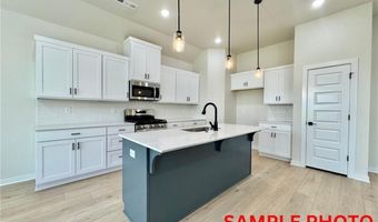 5906 SW Chiefs Rd, Bentonville, AR 72713