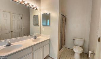 7719 SULLIVAN Cir, Alexandria, VA 22315