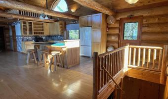 6856 Five Mile Pt, Allouez, MI 49805