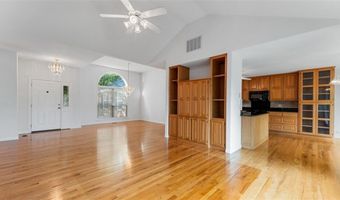 44 Devizis Dr, Bella Vista, AR 72714