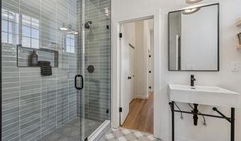 547 Central Ave, Alameda, CA 94501