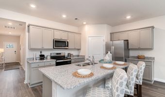 1214 Woodhouse Dr, Ash, NC 28420