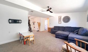 333 CLARK Dr, Aztec, NM 87410