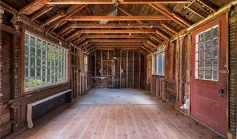 533 Scituate Ave, Cranston, RI 02921