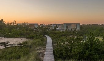 55 Dunes Ln, Amagansett, NY 11930